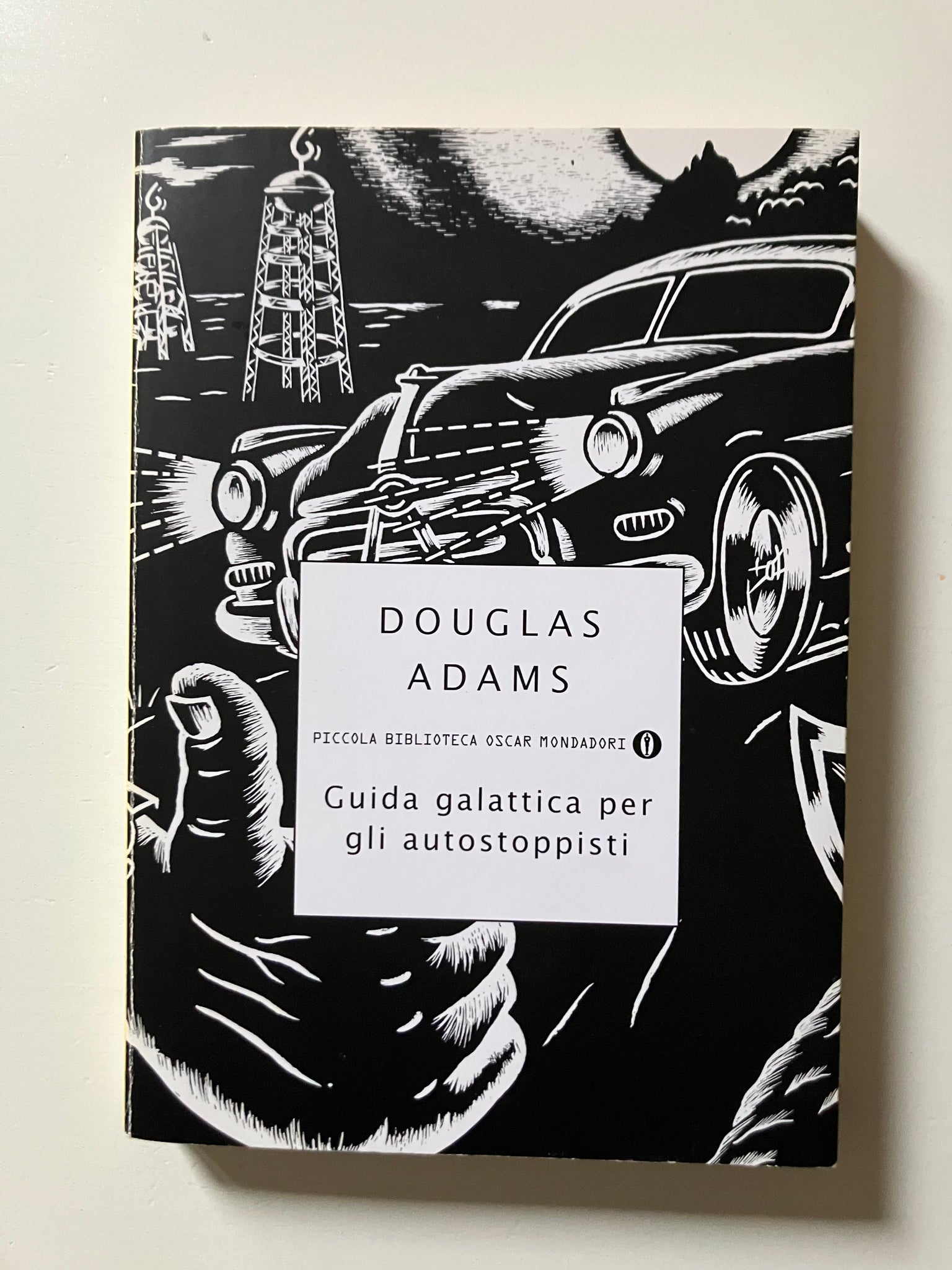 Douglas Adams - Guida galattica per gli autostoppisti