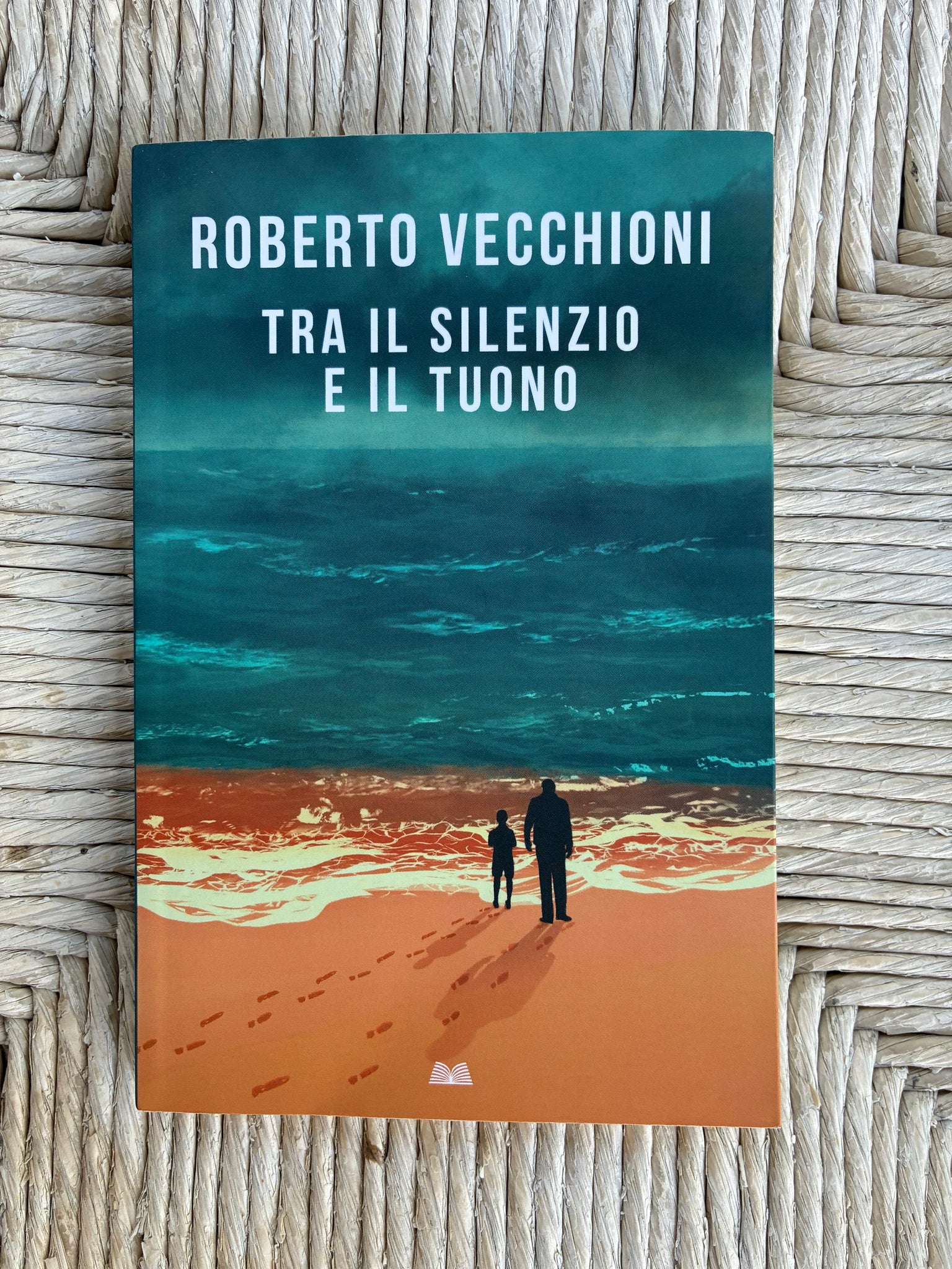 Roberto Vecchioni - Tra il silenzio e il tuono