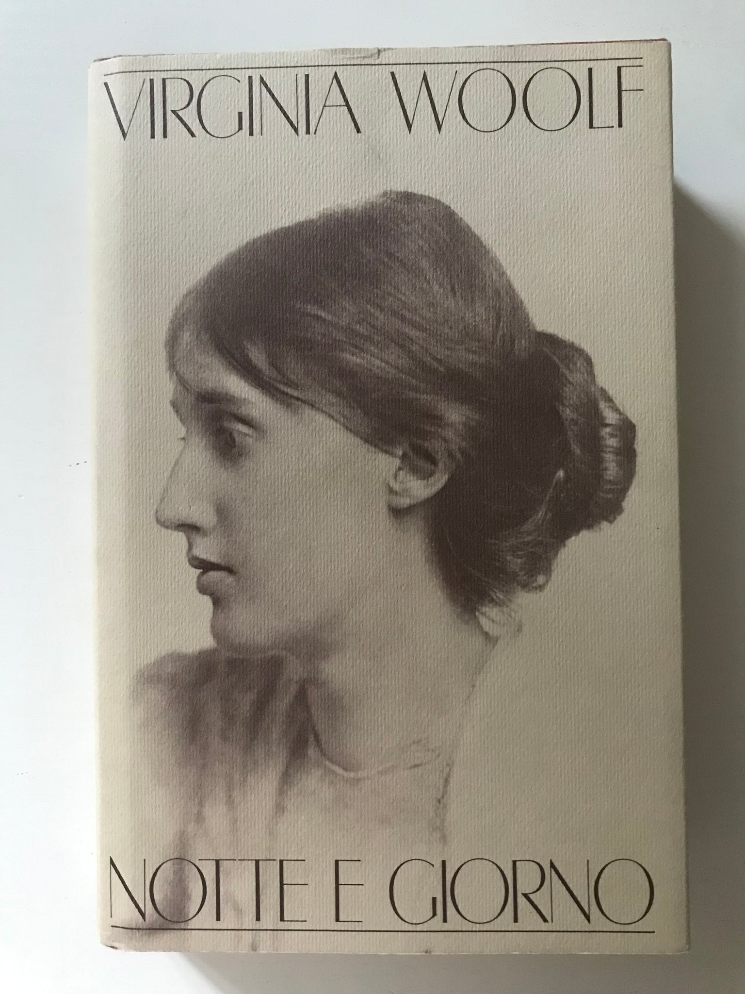Virginia Woolf - Notte e giorno