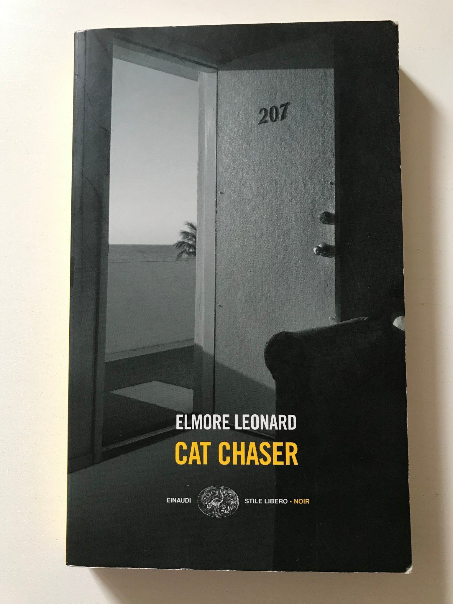 Elmore Leonard - Cat Chaser